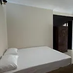 La Bella Casa Hostel