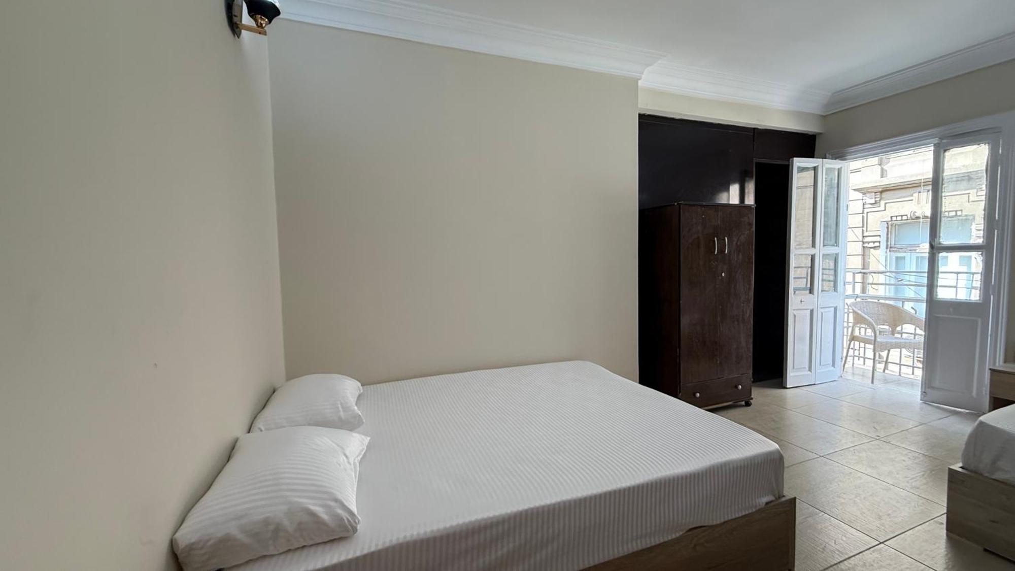 Hostel La Bella Casa *